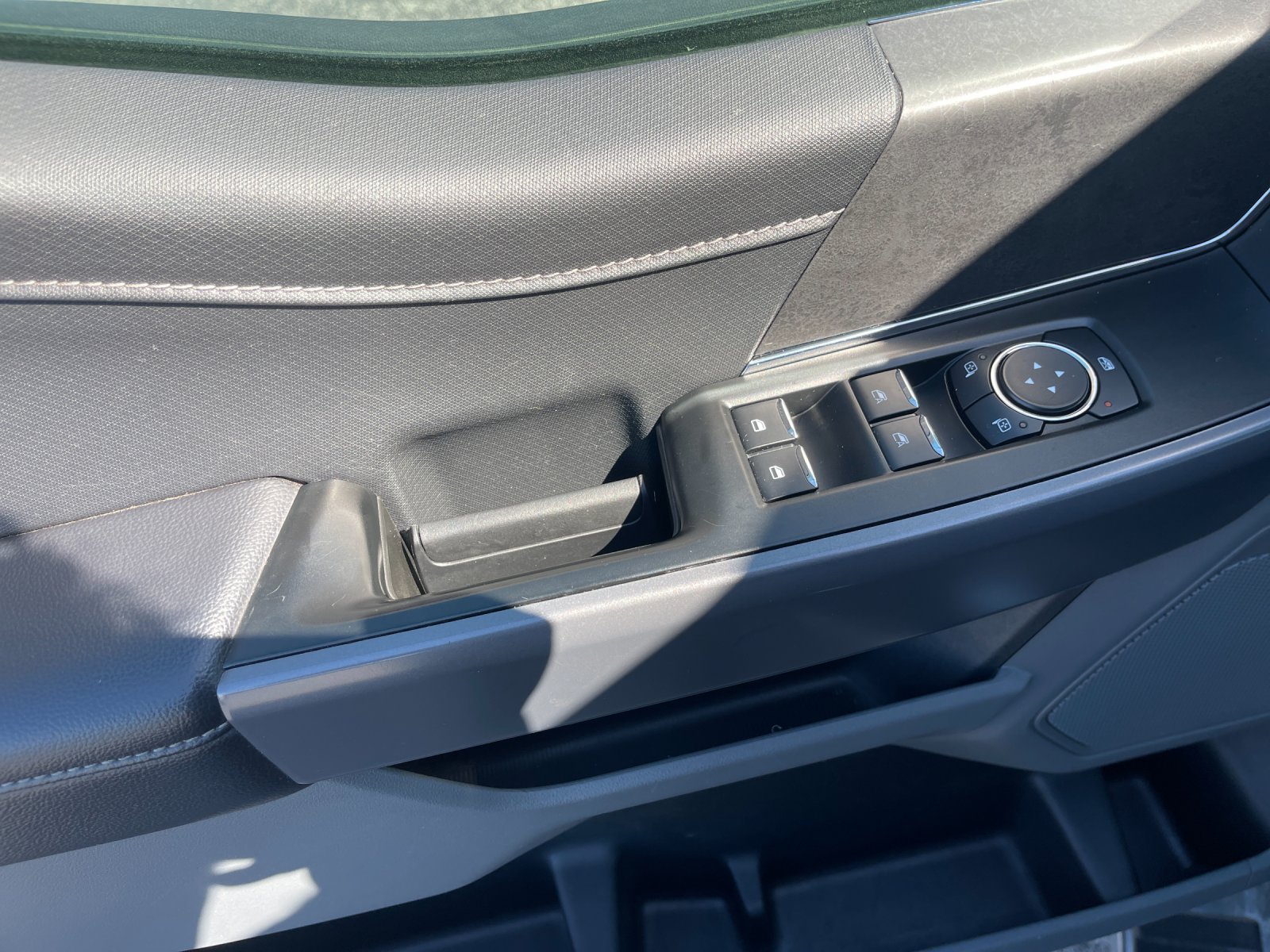 Used 2025 Gray Ford XLT image 13
