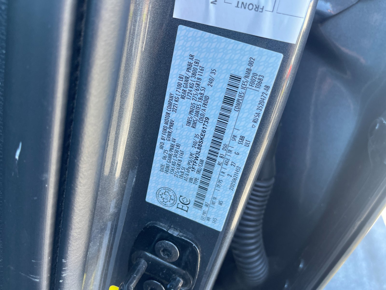 Used 2025 Gray Ford XLT image 31