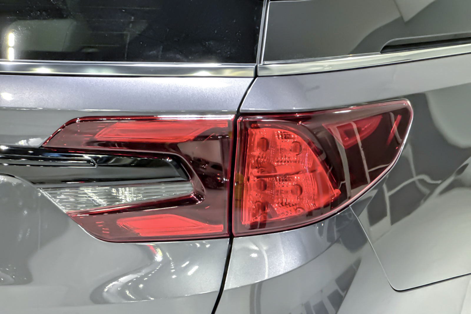 New 2027 Modern Steel Metallic Honda EX-L image 27