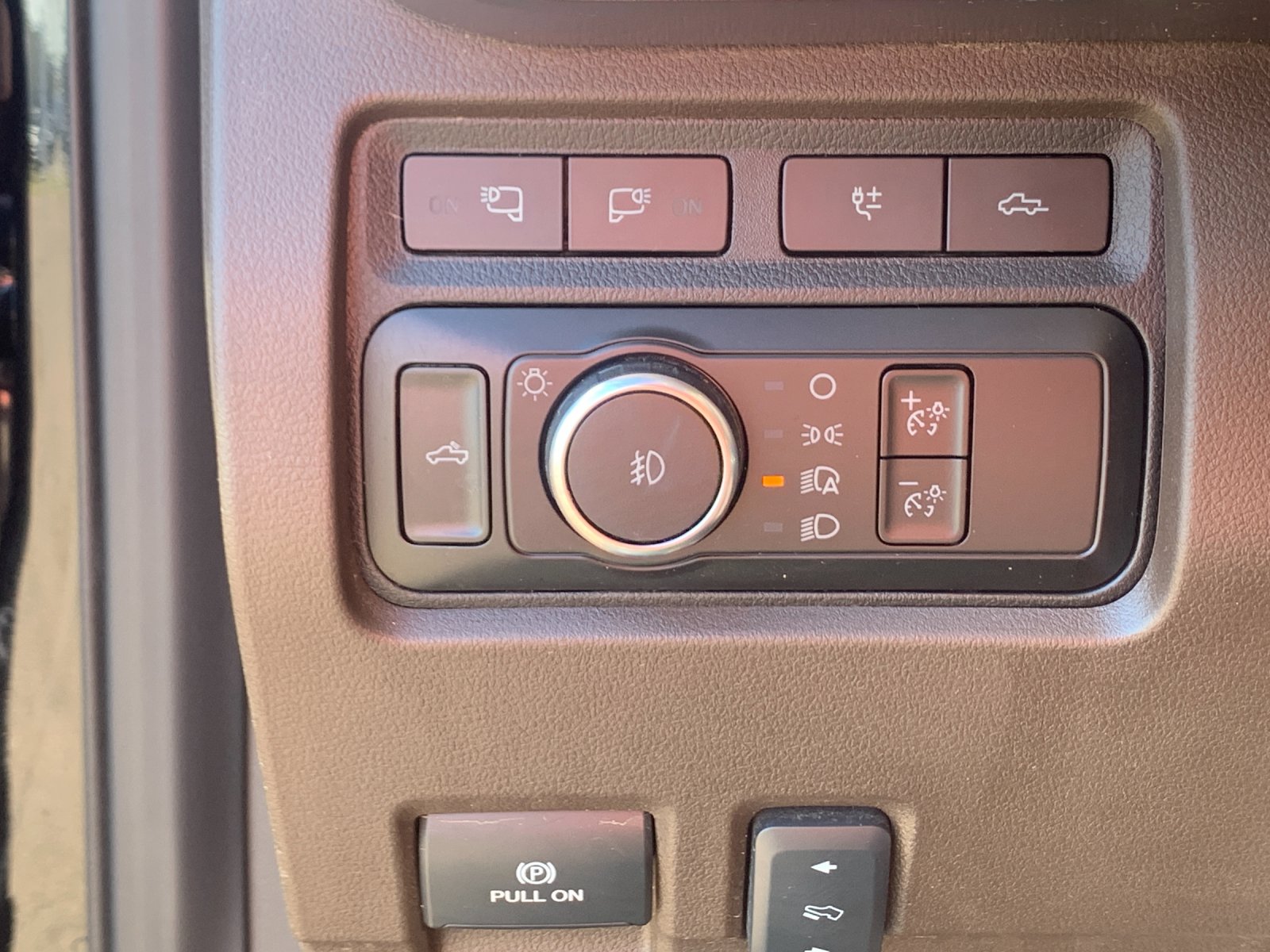 Used 2023 Black Ford King Ranch image 33