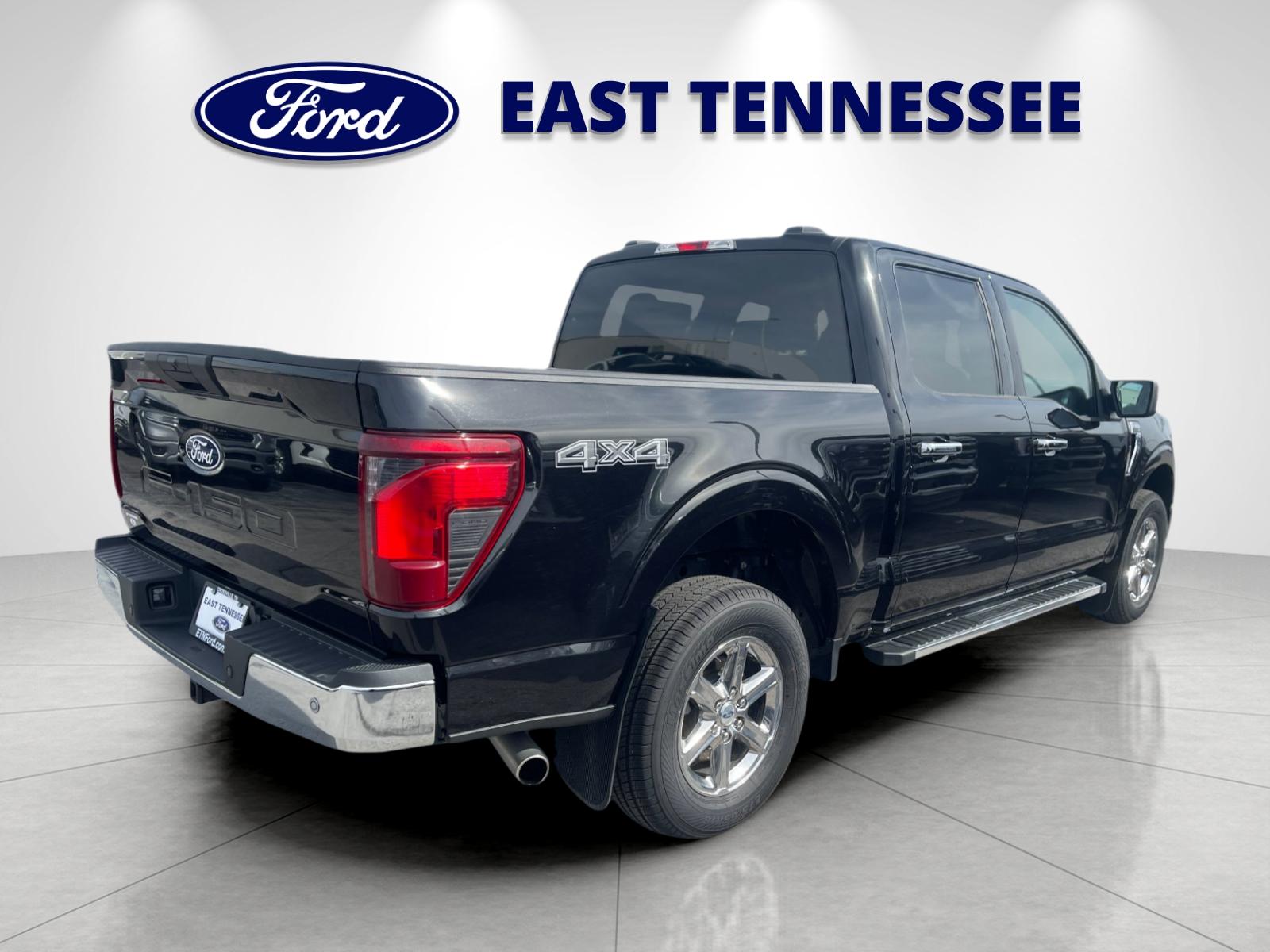 Used 2025 Black Ford XLT image 3