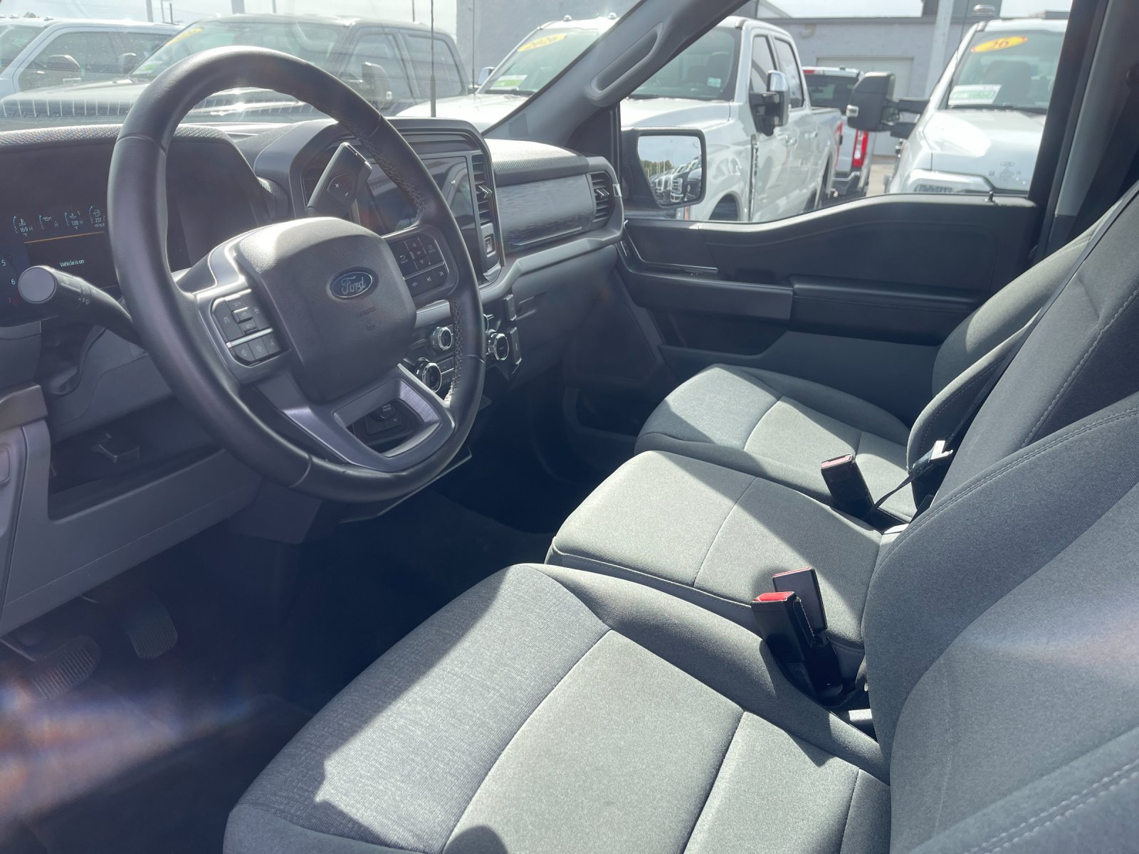 Used 2025 Black Ford XLT image 11
