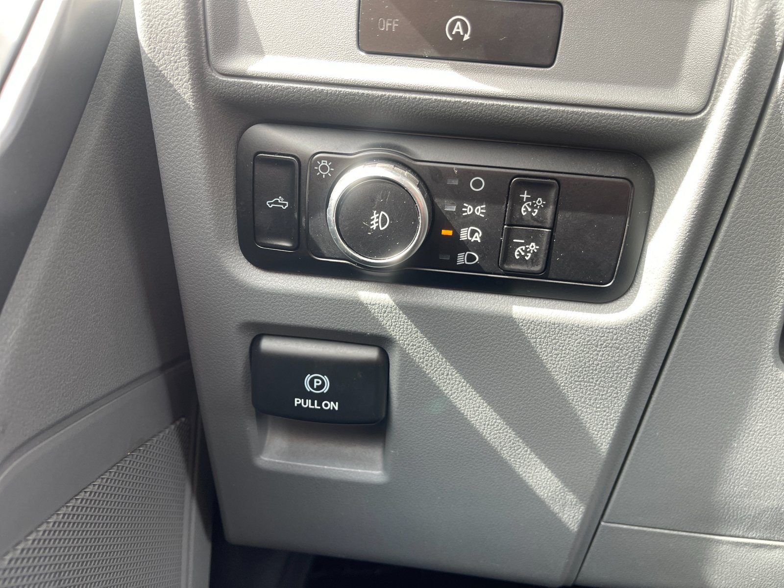 Used 2025 Black Ford XLT image 29