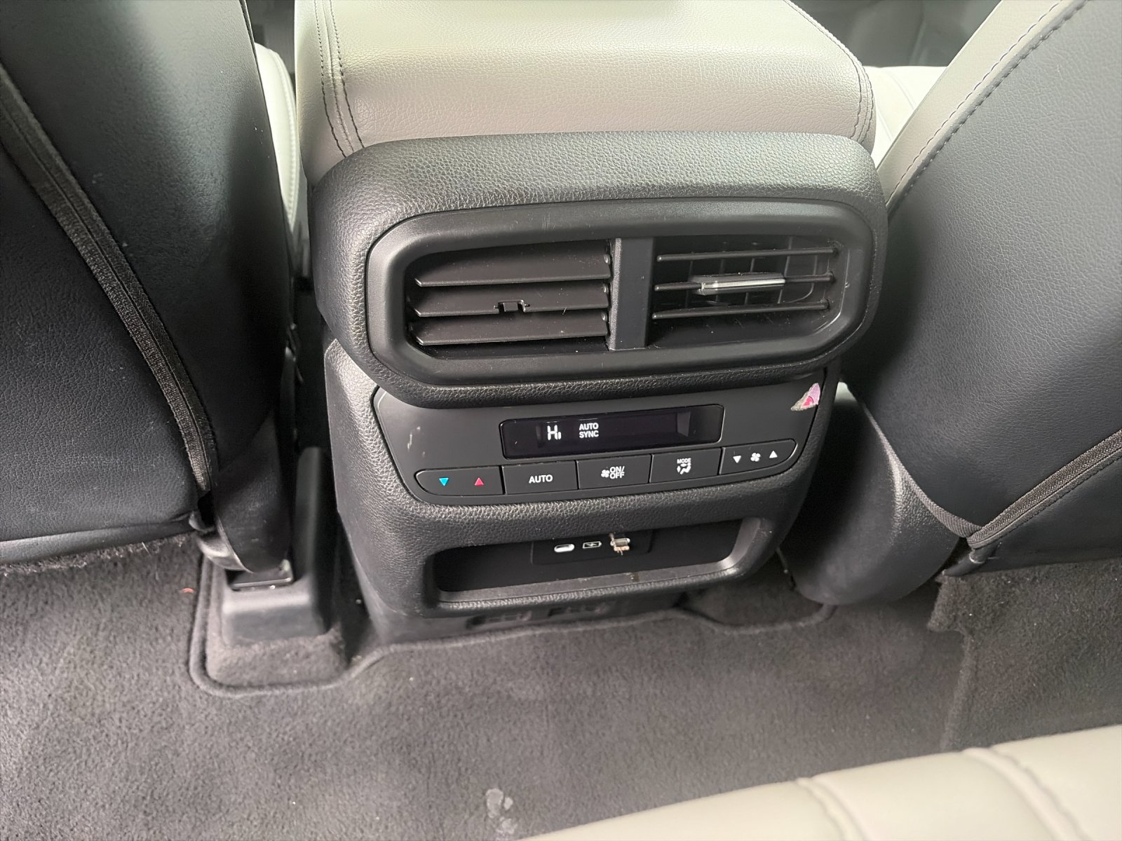 Used 2025  Honda Touring image 15