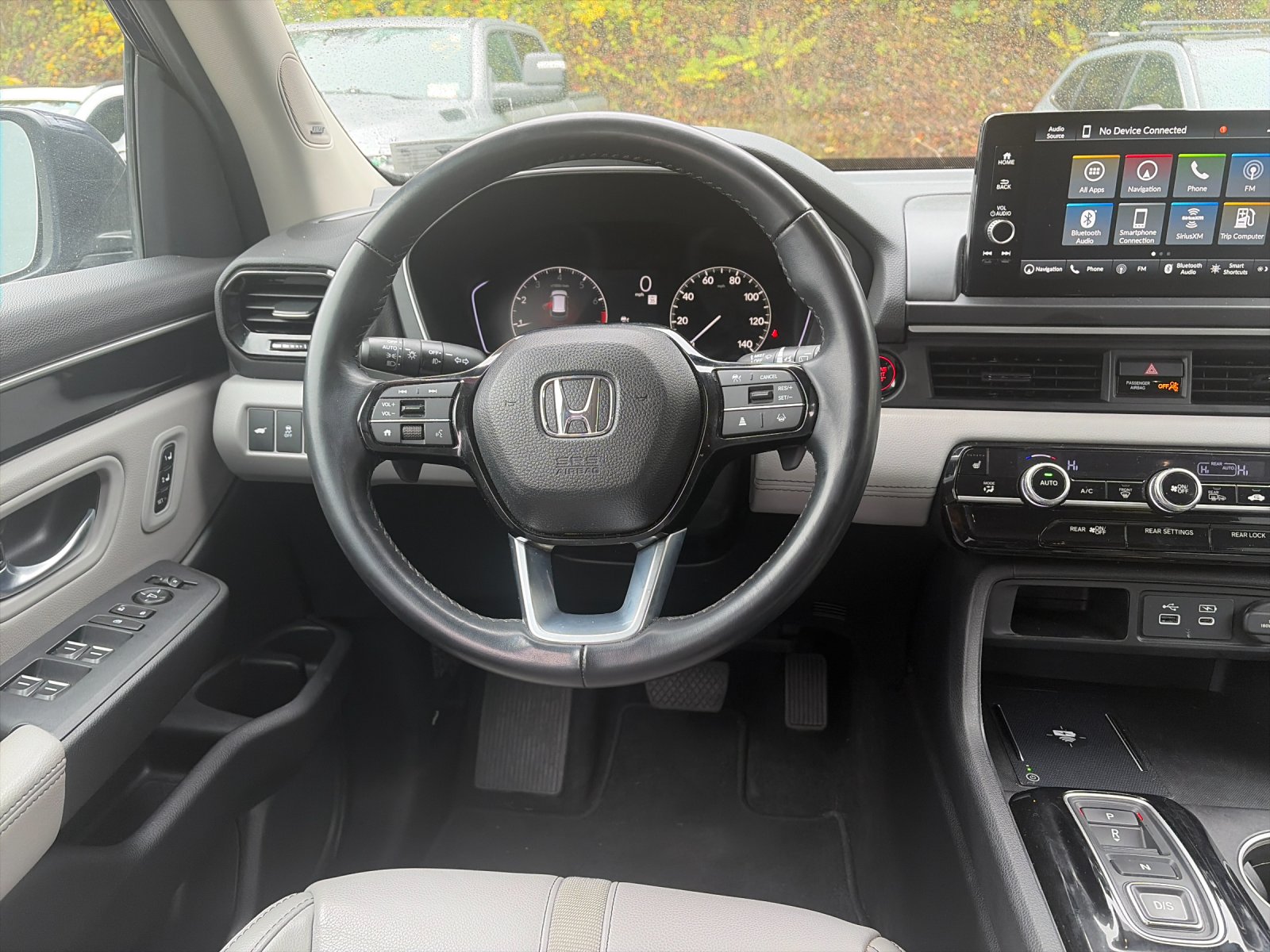 Used 2025  Honda Touring image 17