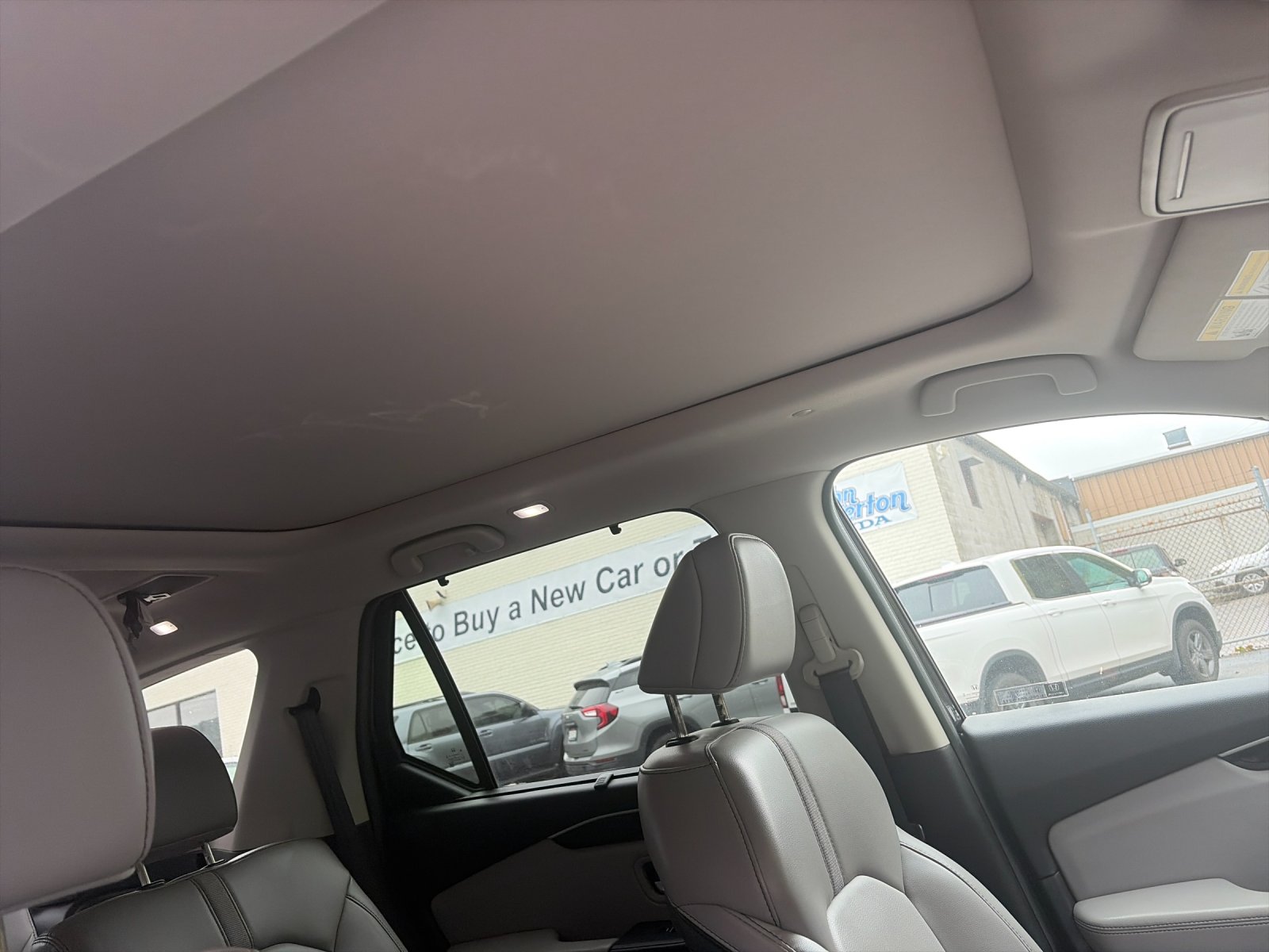 Used 2025  Honda Touring image 20
