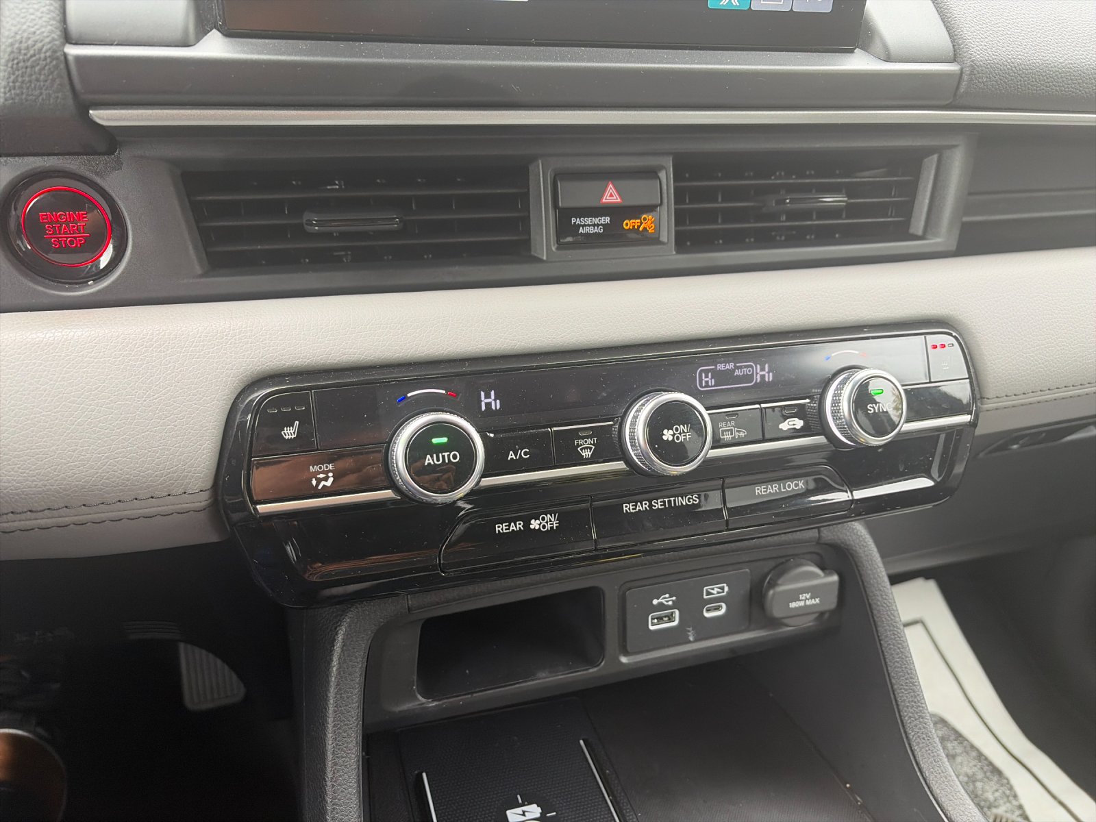 Used 2025  Honda Touring image 25