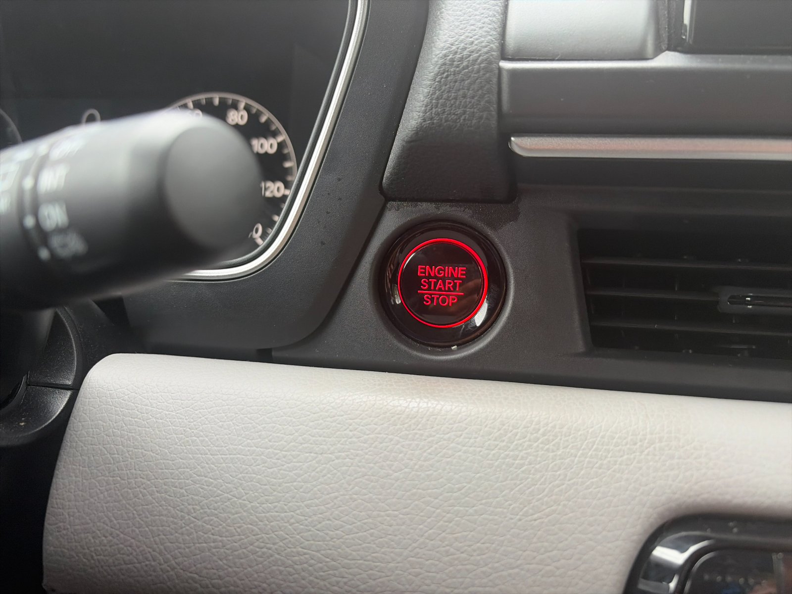 Used 2025  Honda Touring image 27