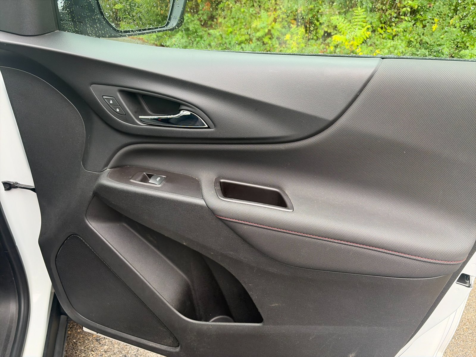 Used 2022 Summit White Chevrolet RS image 20