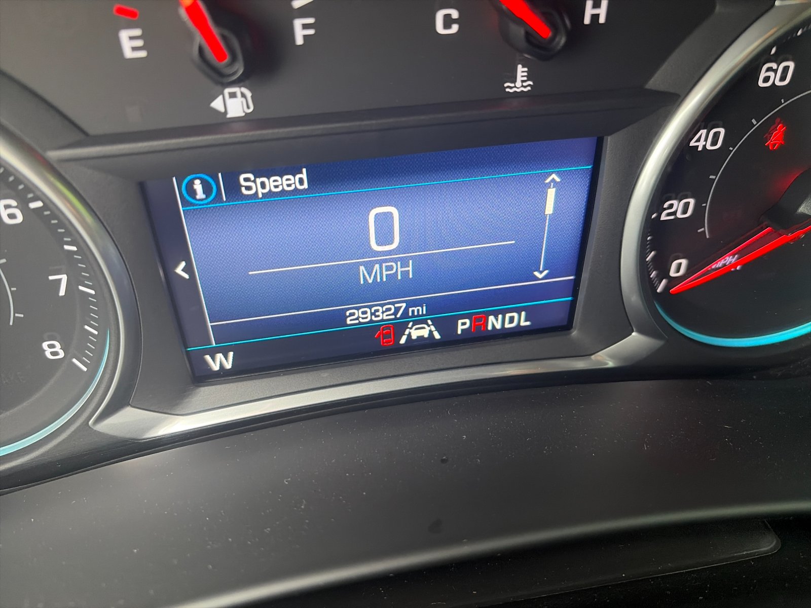 Used 2022 Summit White Chevrolet RS image 31
