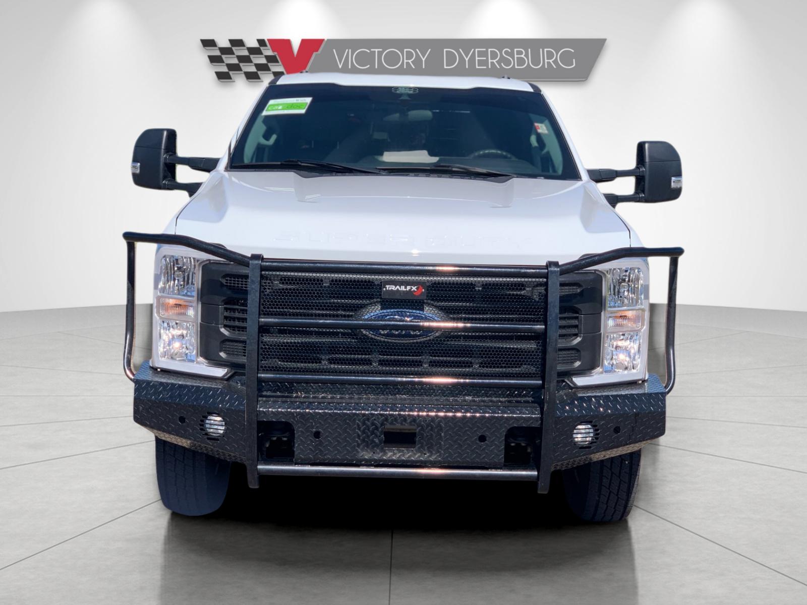 Used 2024 White Ford XL image 9