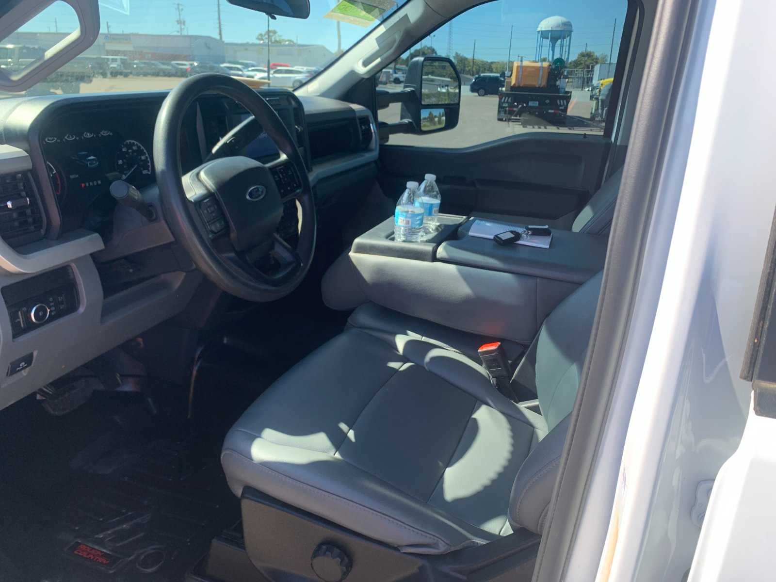 Used 2024 White Ford XL image 12