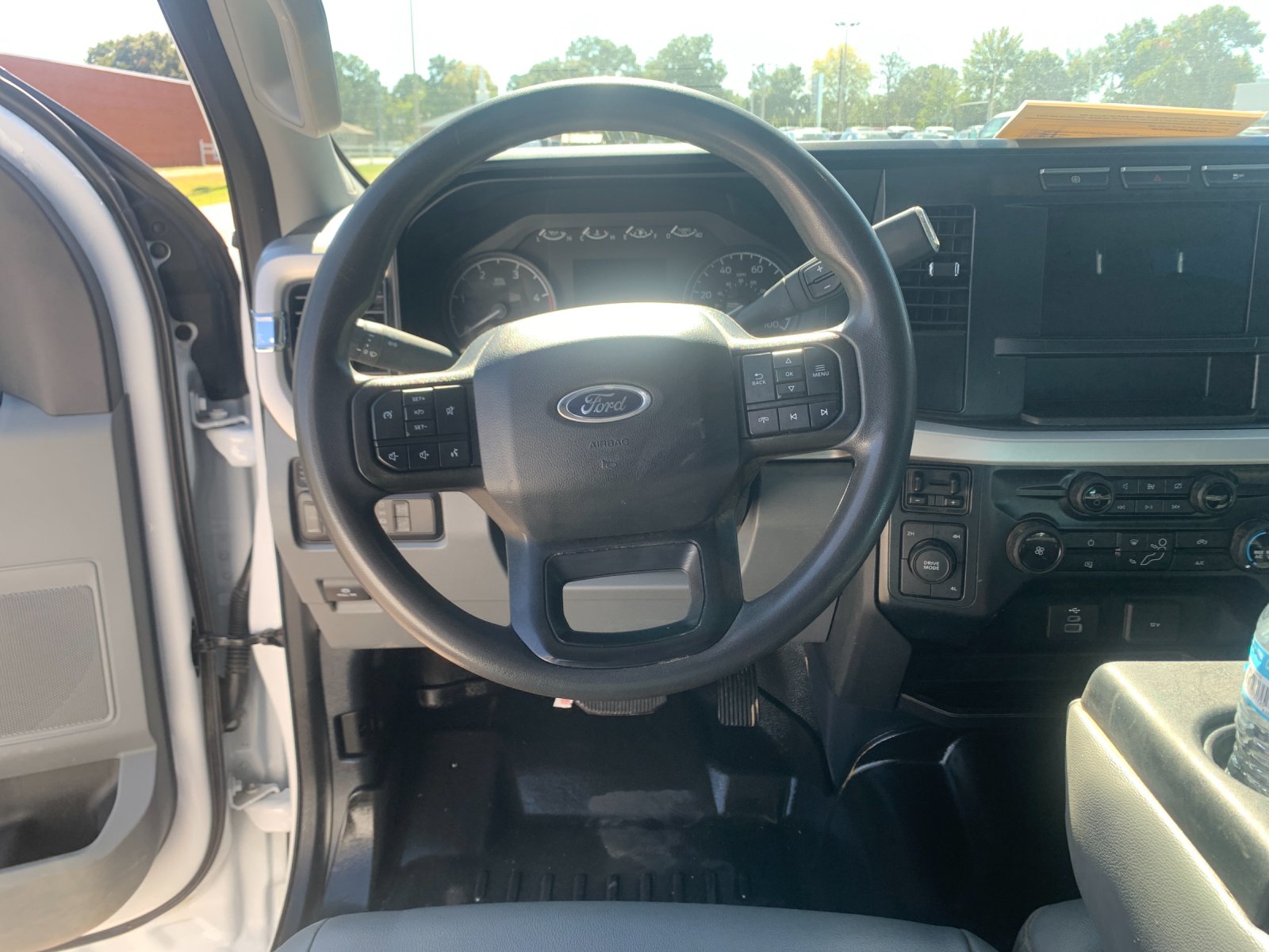 Used 2024 White Ford XL image 18