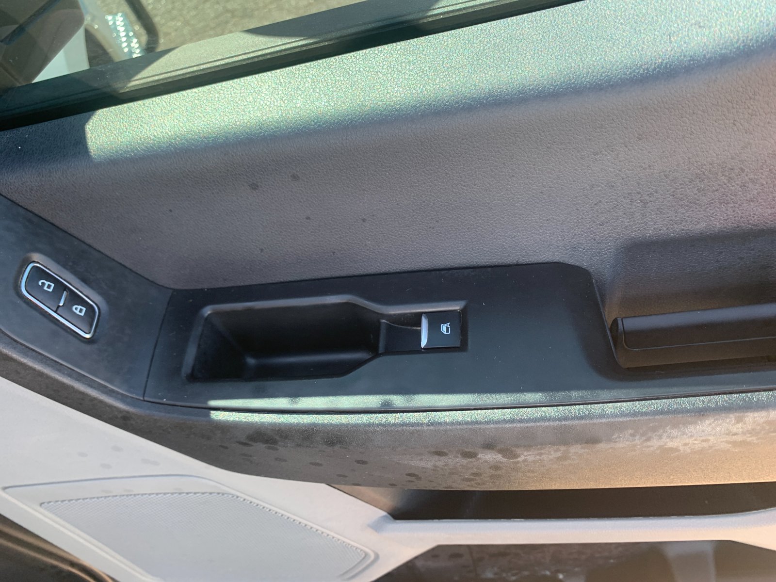 Used 2024 White Ford XL image 19