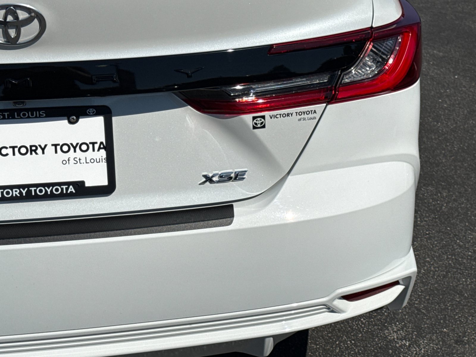 Used 2025 Beige Toyota XSE image 21