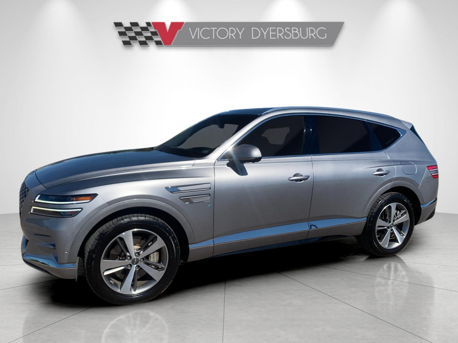 Used 2023 Silver Genesis 3.5T image 8