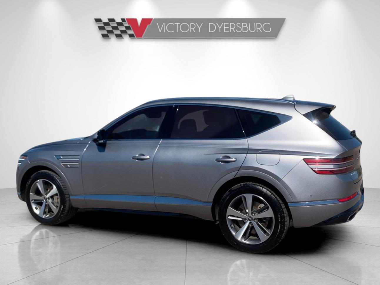 Used 2023 Silver Genesis 3.5T image 6