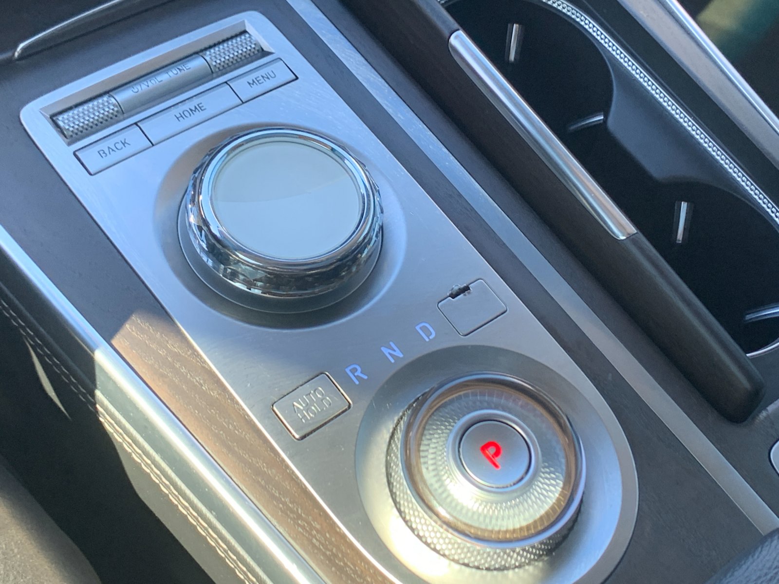Used 2023 Silver Genesis 3.5T image 27