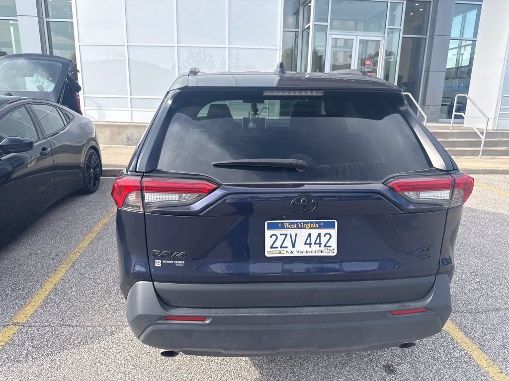 Certified Used 2025  Toyota XLE image 5