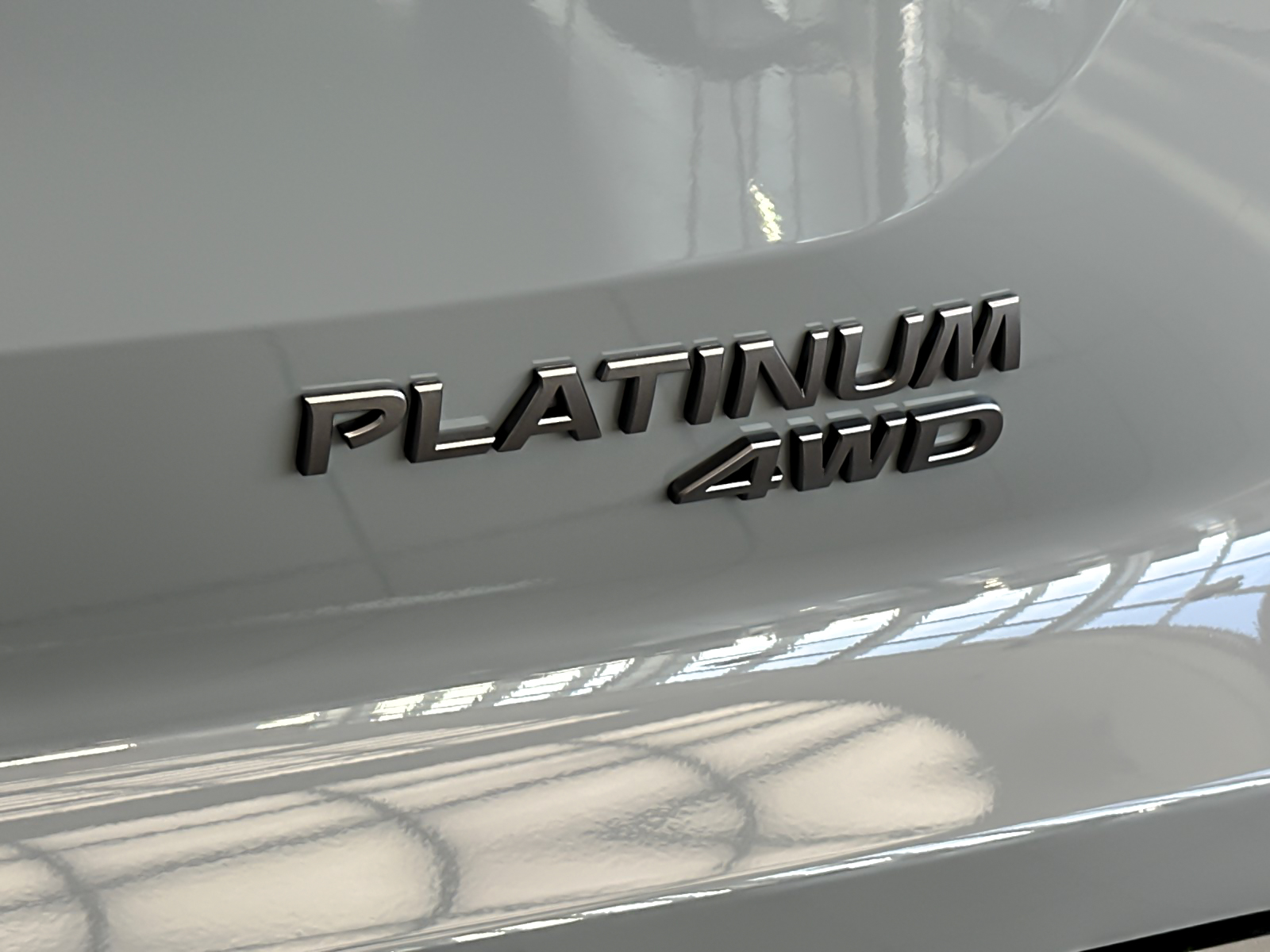 New 2026 Gray Nissan Platinum image 25