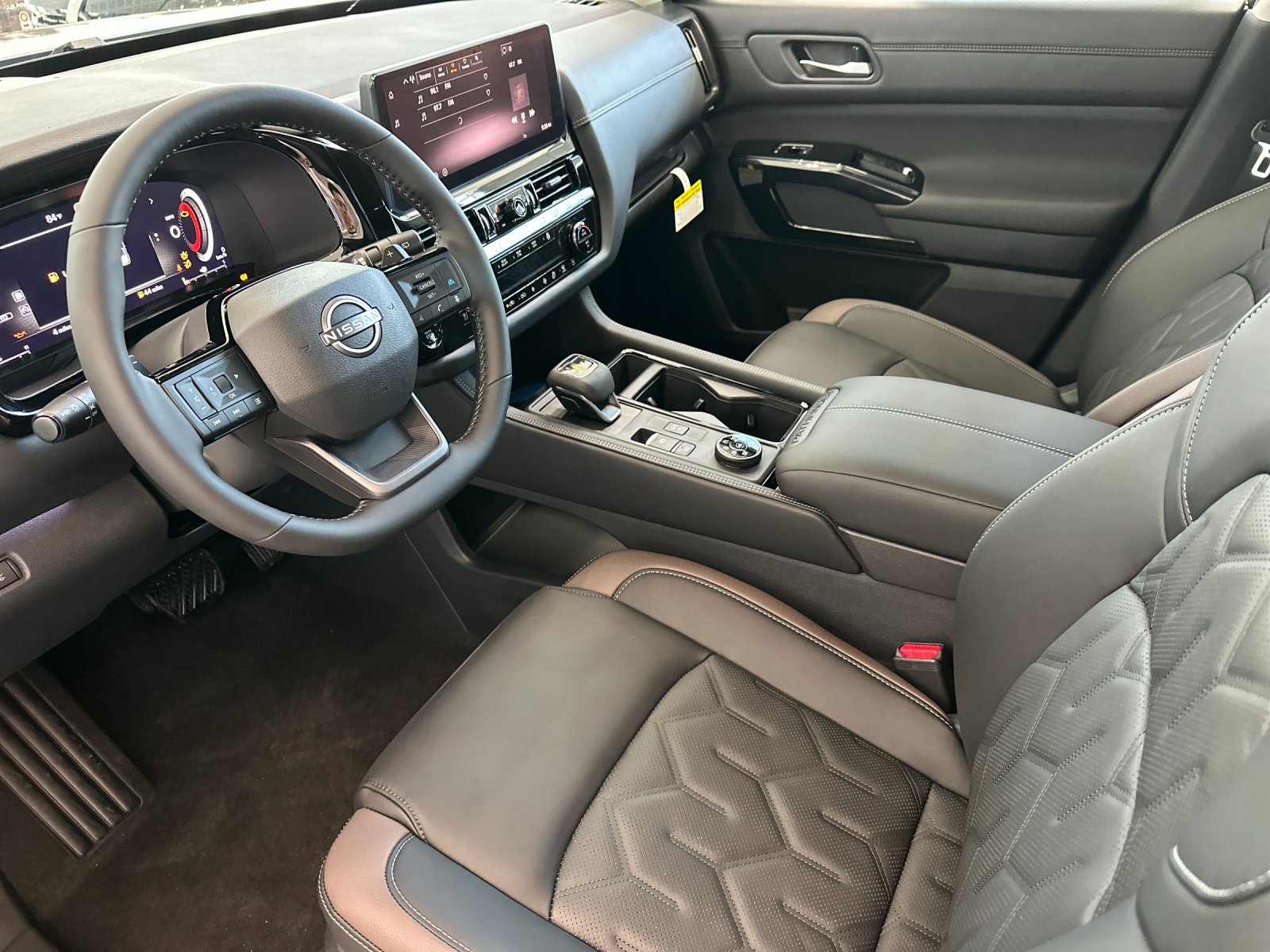 New 2026 Gray Nissan Platinum image 9