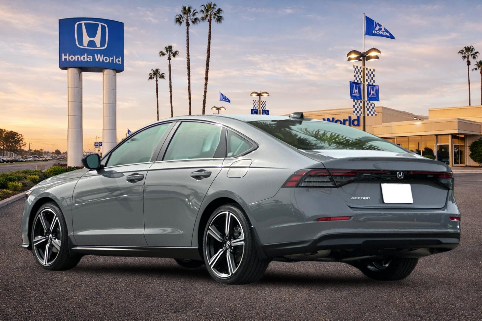 New 2026 Urban Gray Pearl Honda SE image 6