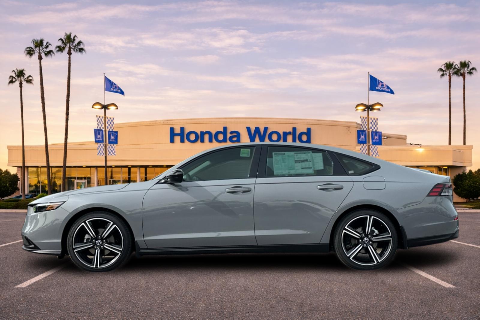 New 2026 Urban Gray Pearl Honda SE image 7