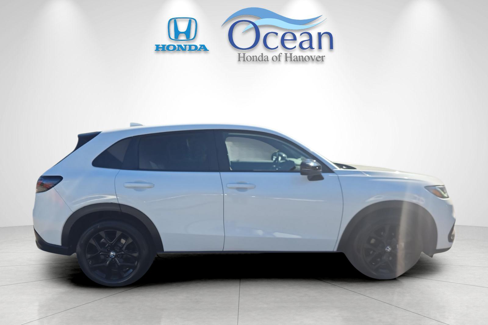Used 2025 Platinum White Pearl Honda Sport image 2