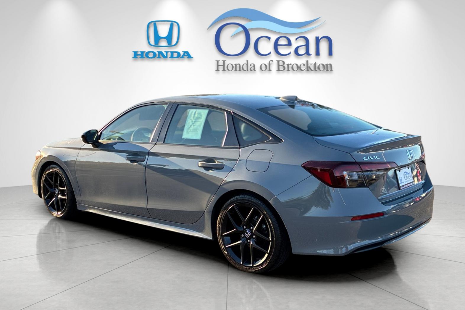Used 2025 Urban Gray Pearl Honda Sport image 5