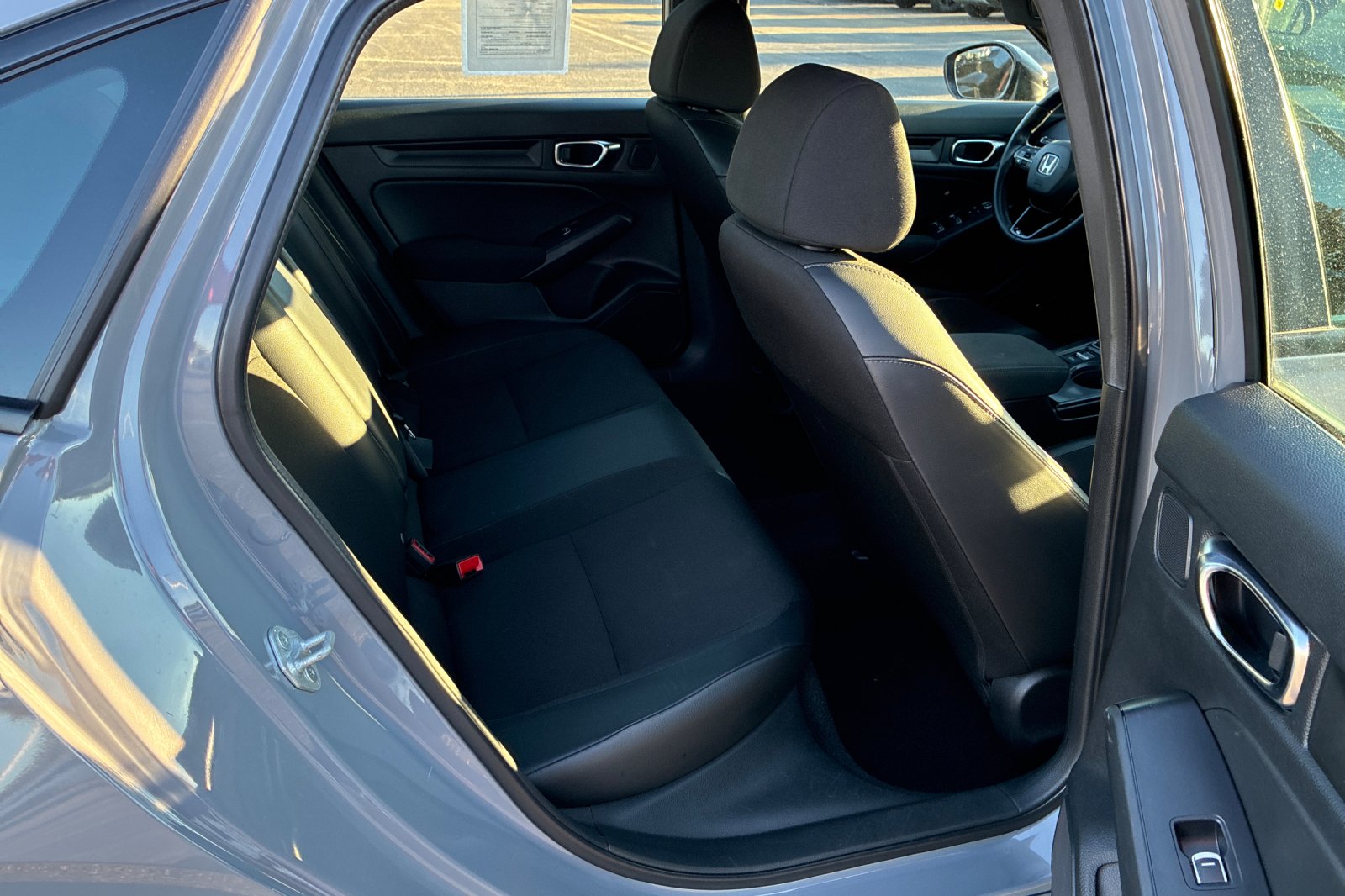 Used 2025 Urban Gray Pearl Honda Sport image 18