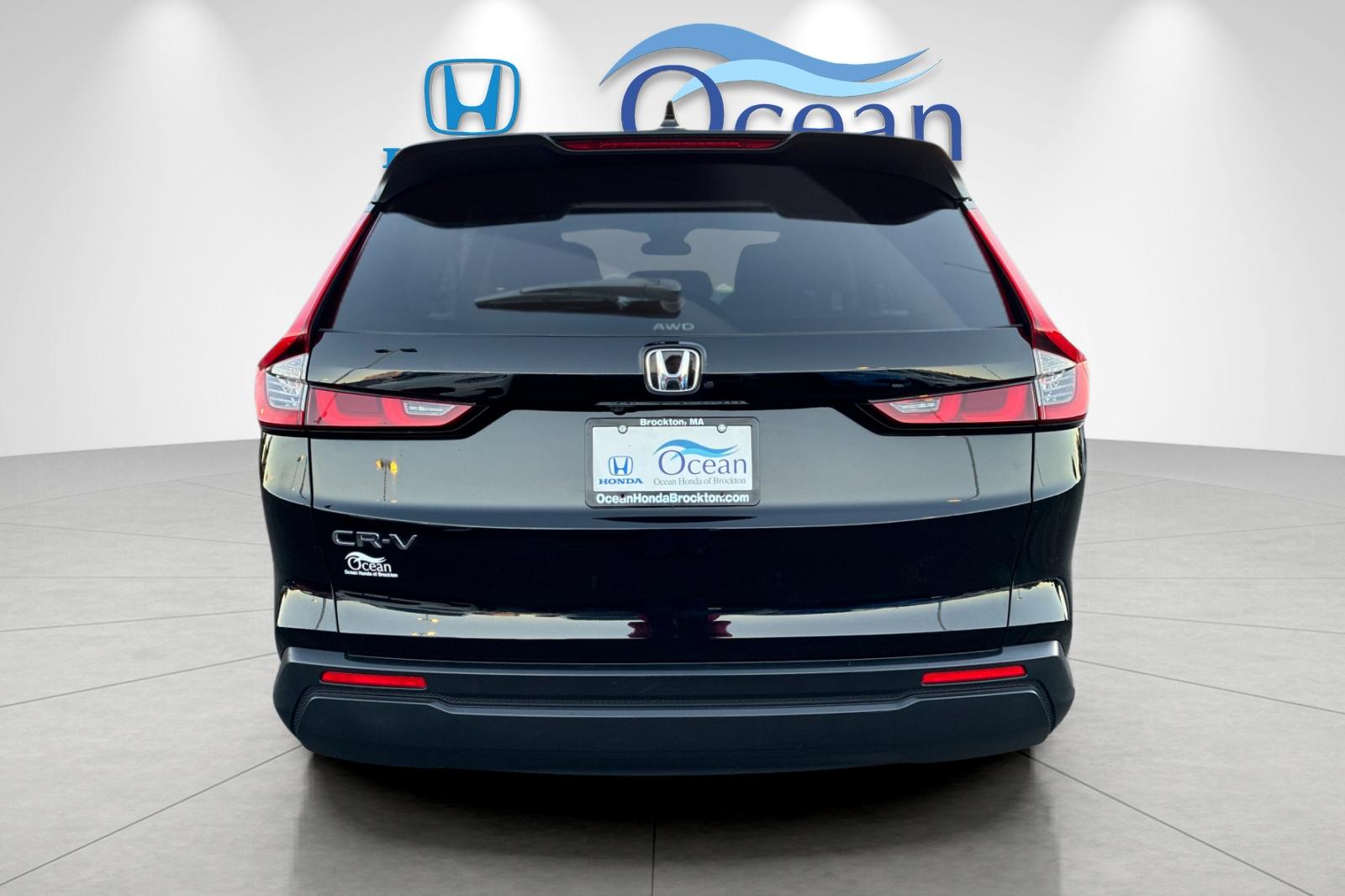 Used 2024 Crystal Black Pearl Honda EX image 4
