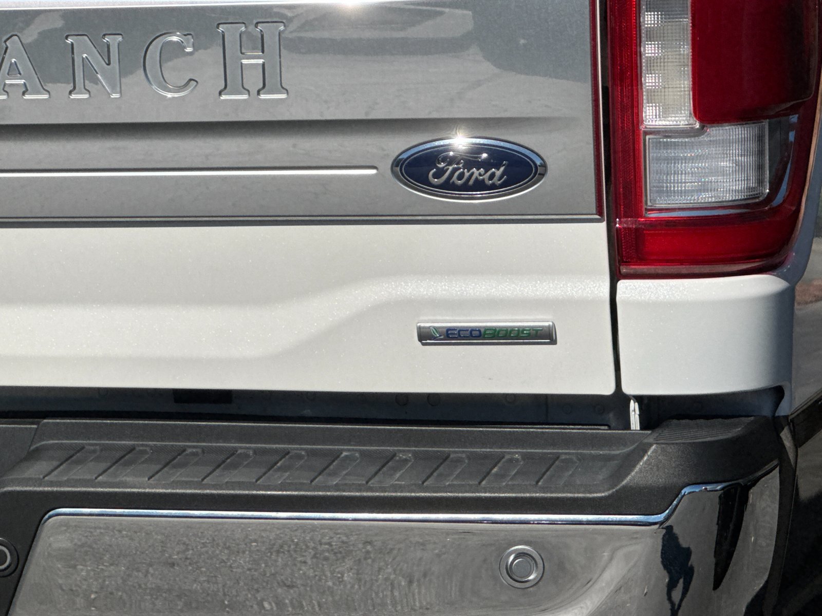 Used 2021 White Ford King Ranch image 24