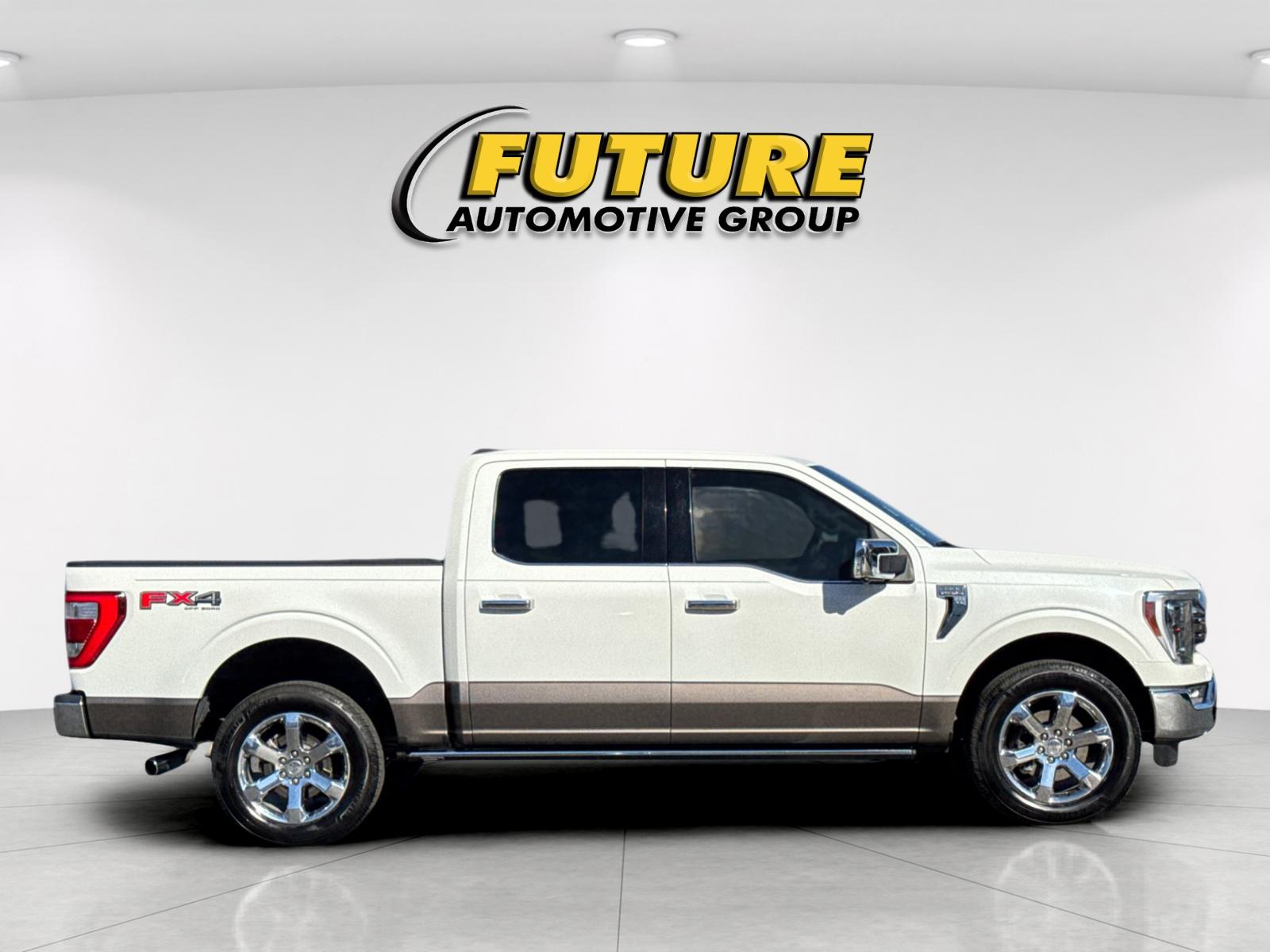 Used 2021 White Ford King Ranch image 2