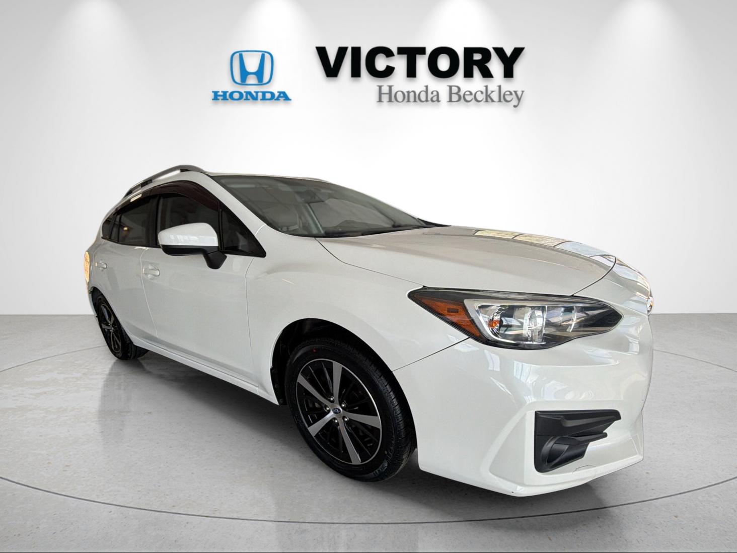 Used 2019 Crystal White Pearl Subaru 2.0i Premium image 7