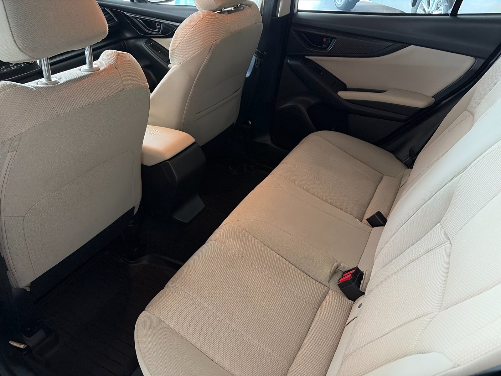Used 2019 Crystal White Pearl Subaru 2.0i Premium image 14