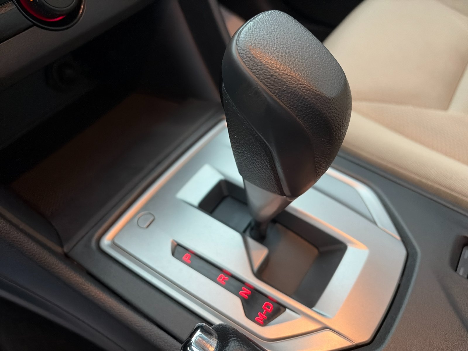 Used 2019 Crystal White Pearl Subaru 2.0i Premium image 25