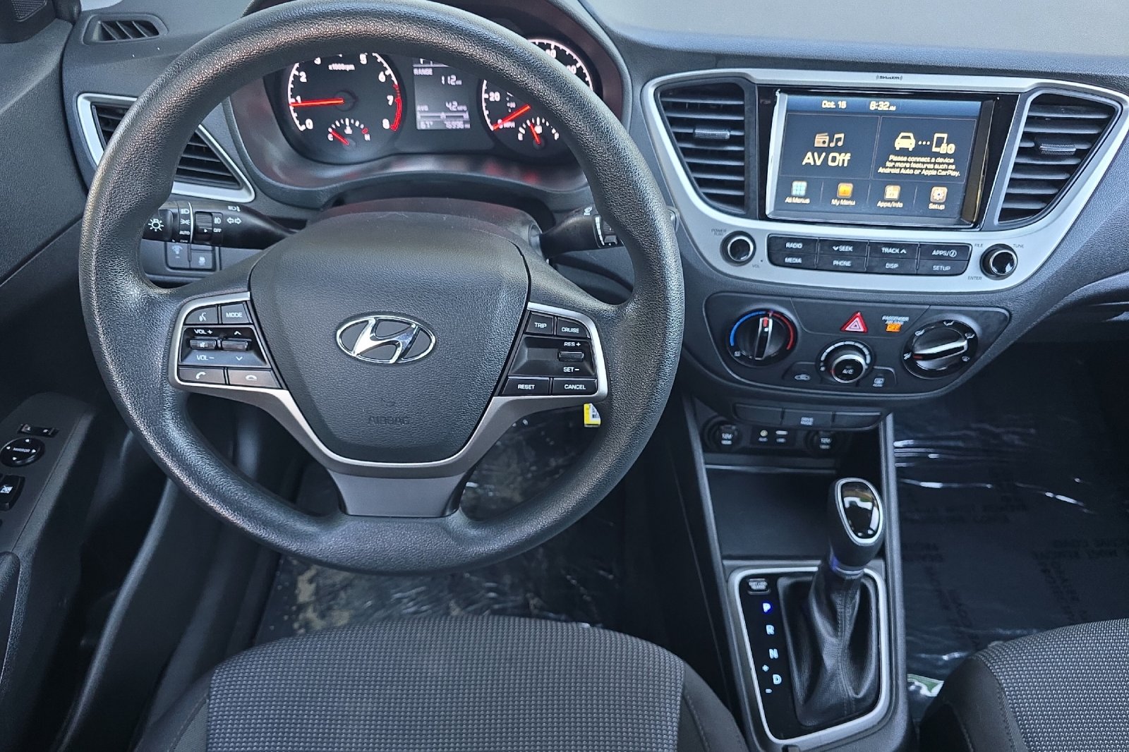 Used 2020 Silver Hyundai SEL image 11