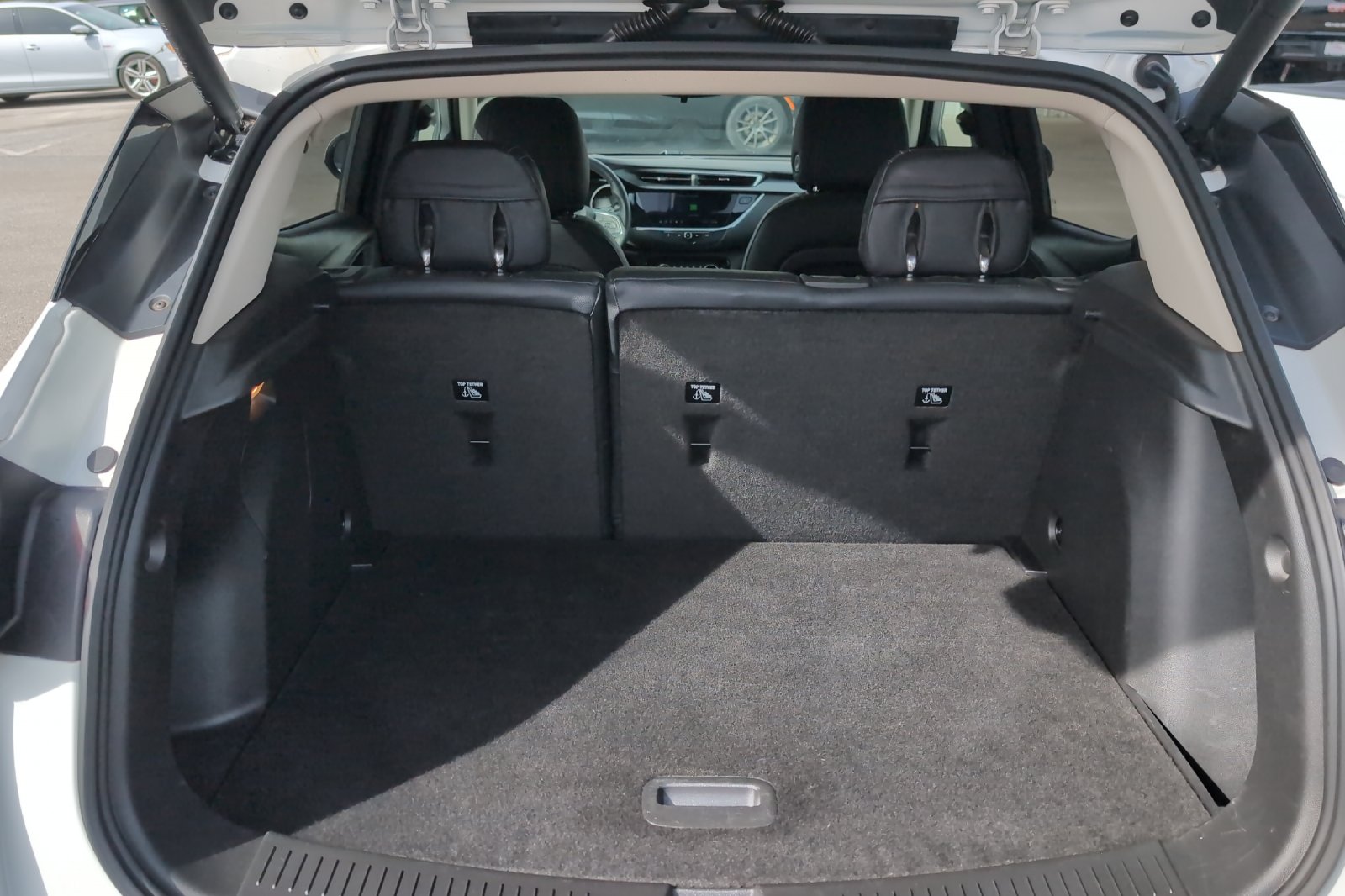 Used 2022 White Buick Select image 16