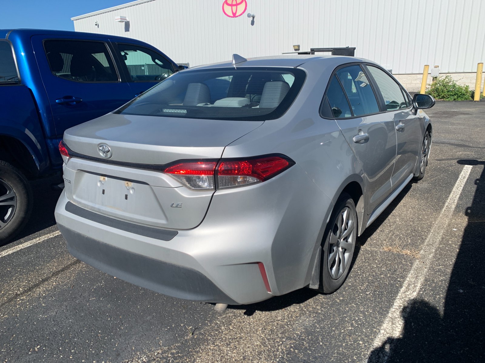 Used 2024 Toyota Corolla LE with VIN 5YFB4MDE2RP202805 for sale in Triadelphia, WV