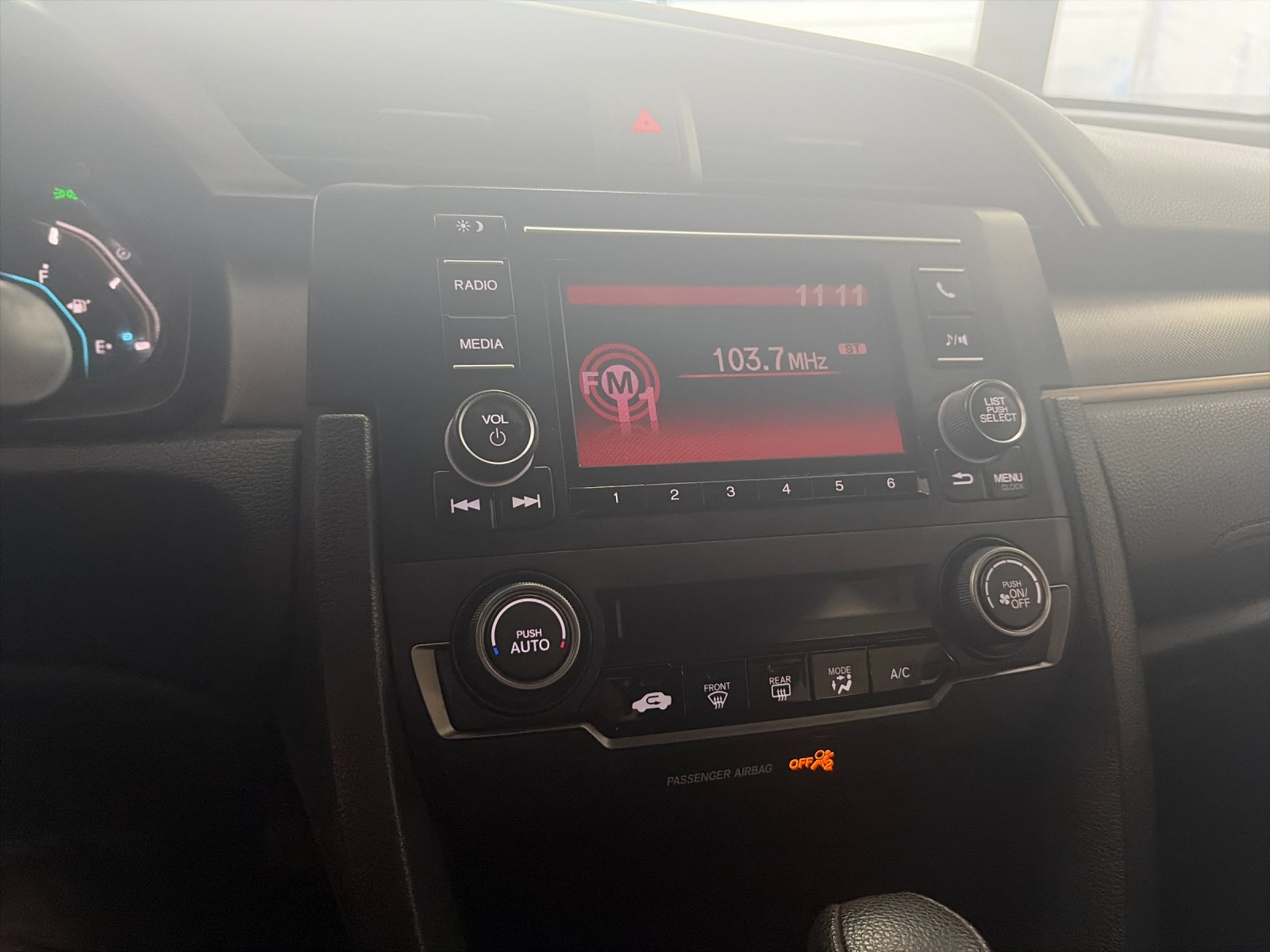 Used 2020 Polished Metal Metallic Honda LX image 22