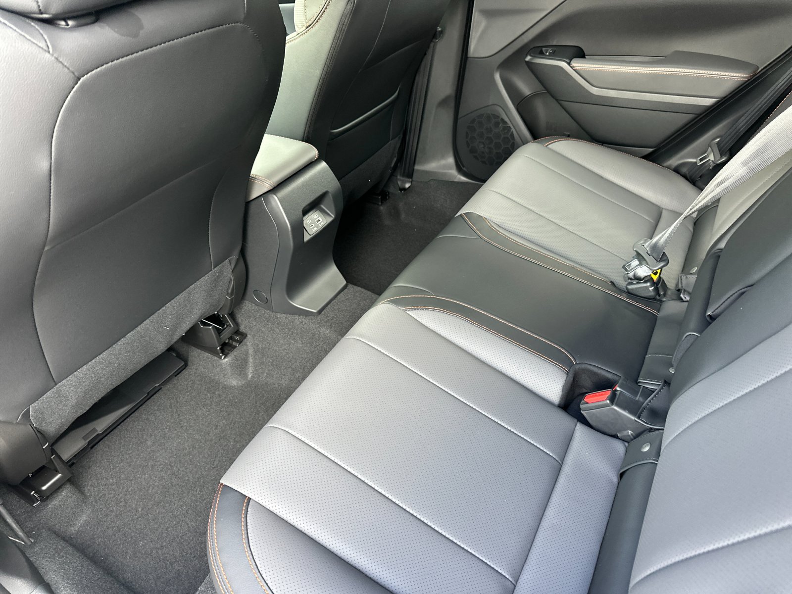 New 2026 MAGNETITE GRAY PEARL Subaru Limited Hybrid image 14