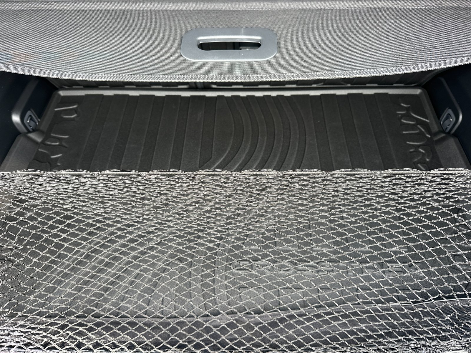 New 2026 MAGNETITE GRAY PEARL Subaru Limited Hybrid image 18