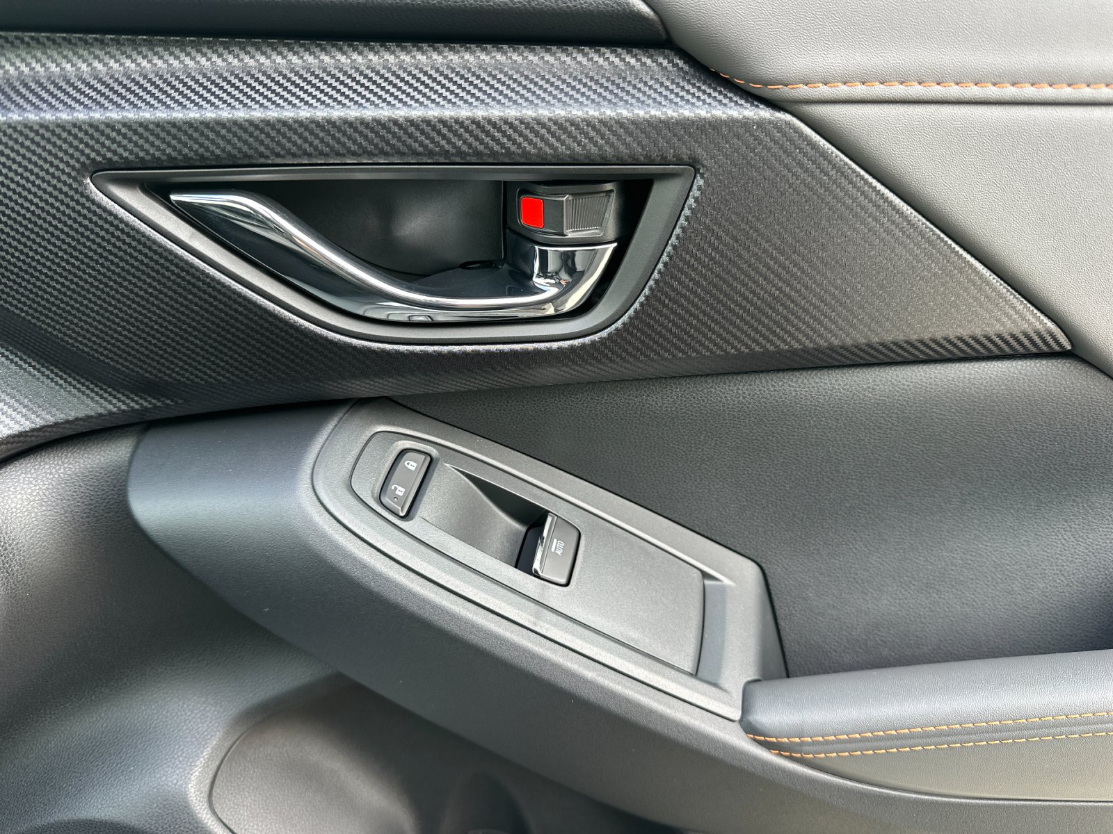 New 2026 MAGNETITE GRAY PEARL Subaru Limited Hybrid image 21