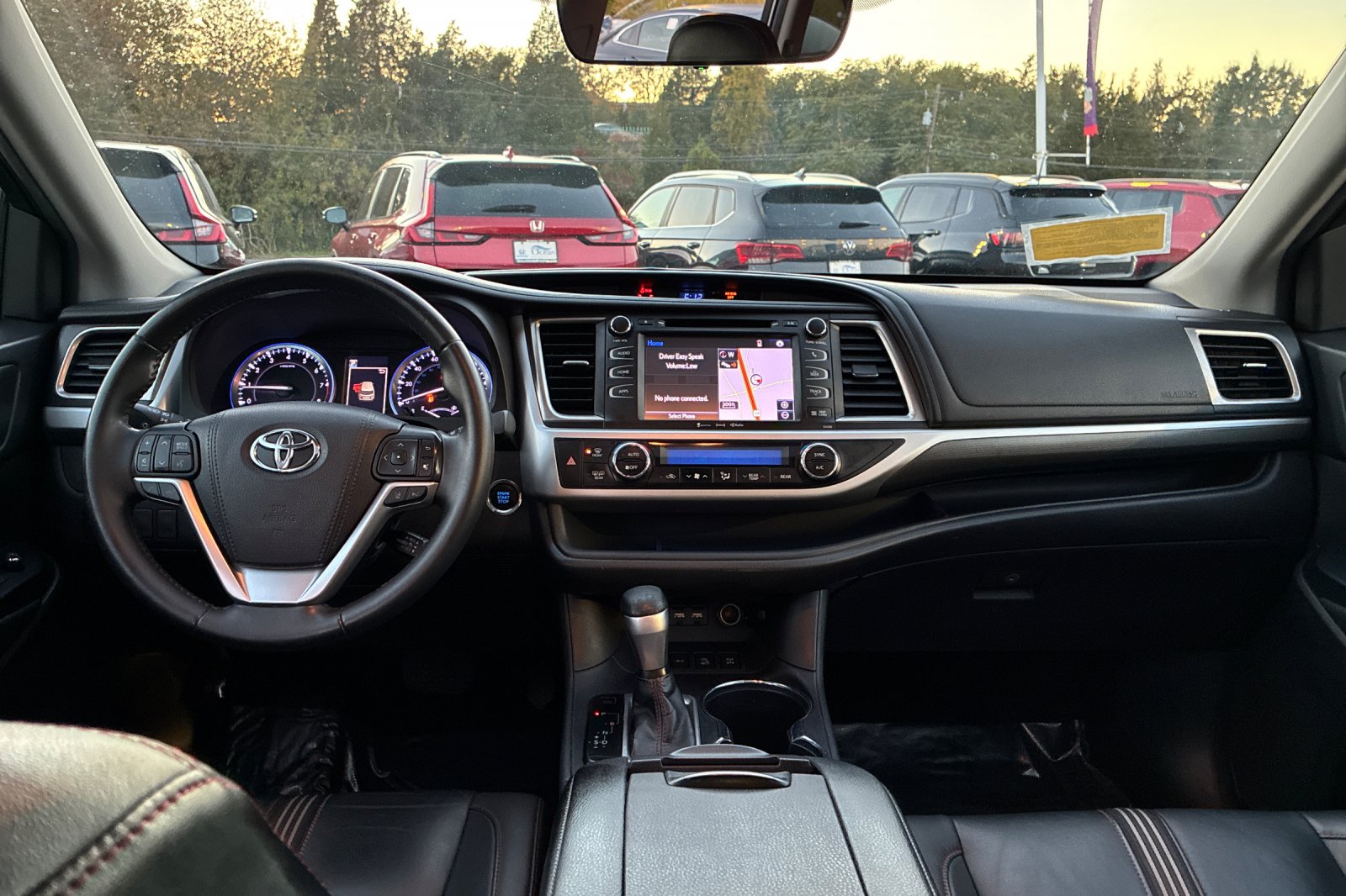 Used 2019 Blizzard Pearl Toyota SE image 16