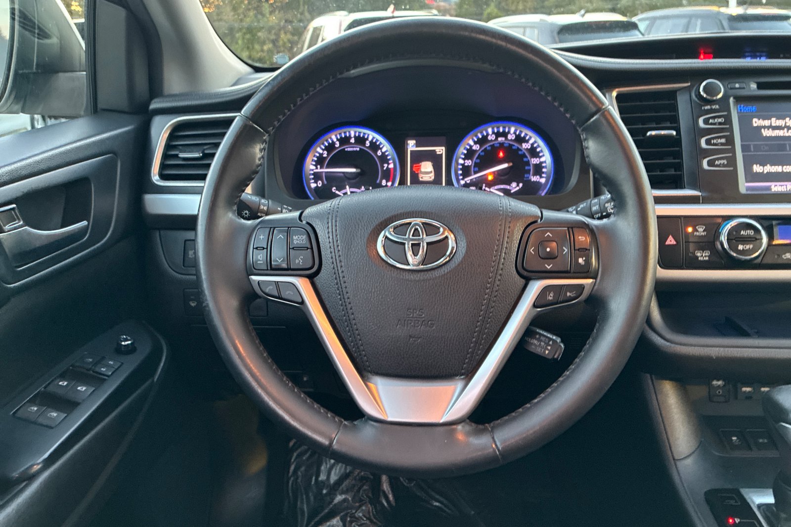 Used 2019 Blizzard Pearl Toyota SE image 32