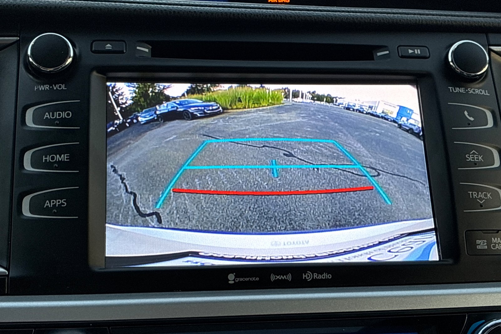 Used 2019 Blizzard Pearl Toyota SE image 28
