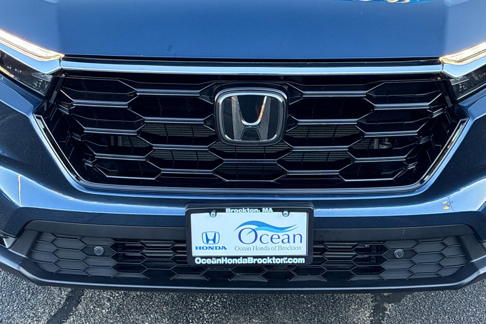 Used 2024 Canyon River Blue Metallic Honda EX-L image 44