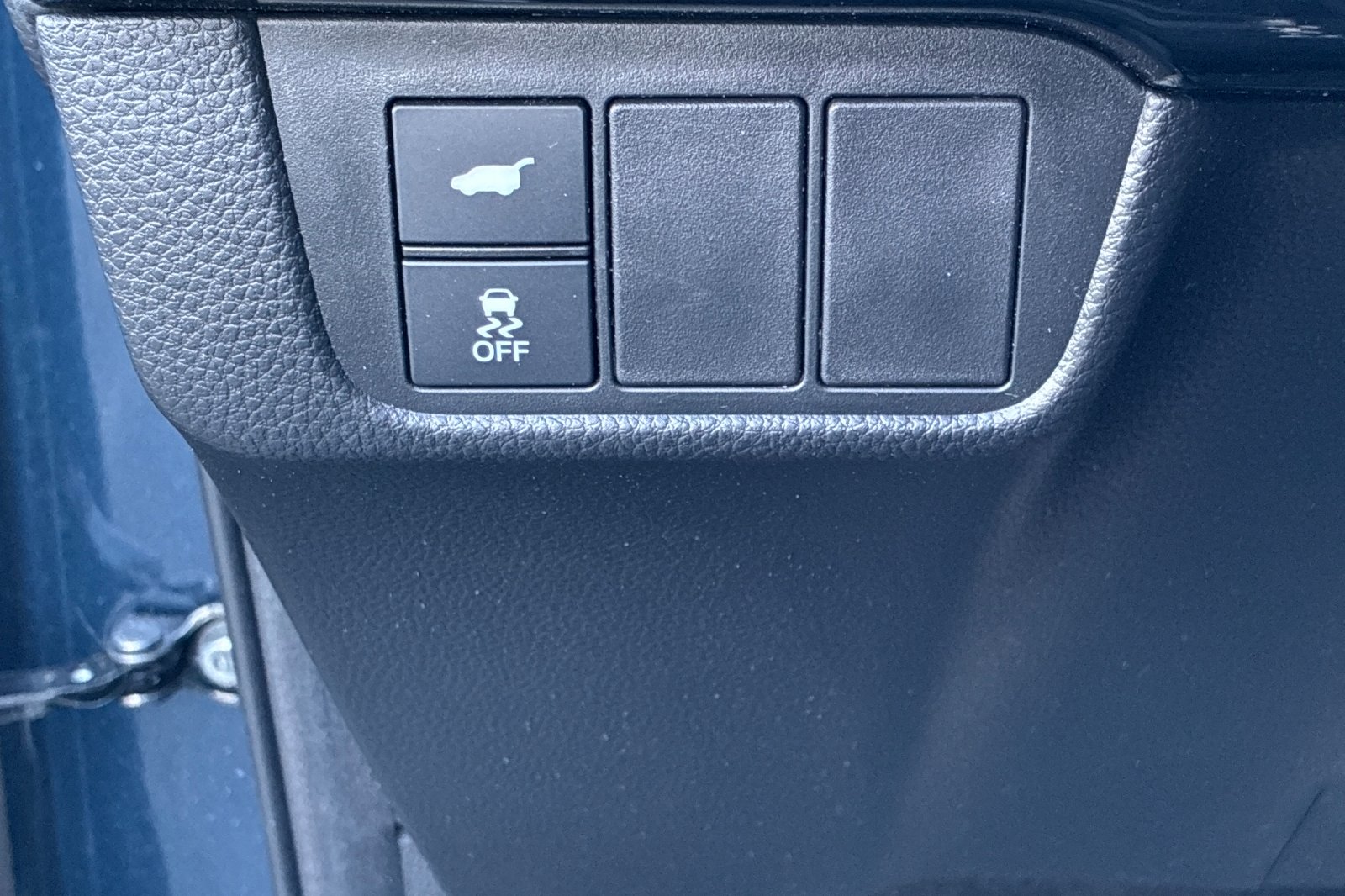 Used 2024 Canyon River Blue Metallic Honda EX-L image 40
