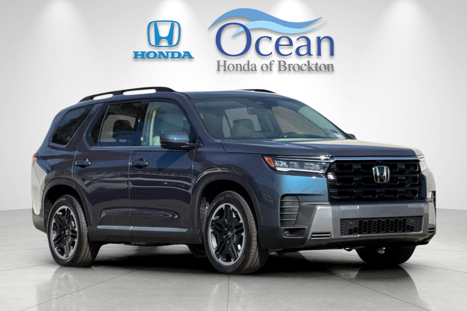 New 2026 Smoke Honda Touring image 7