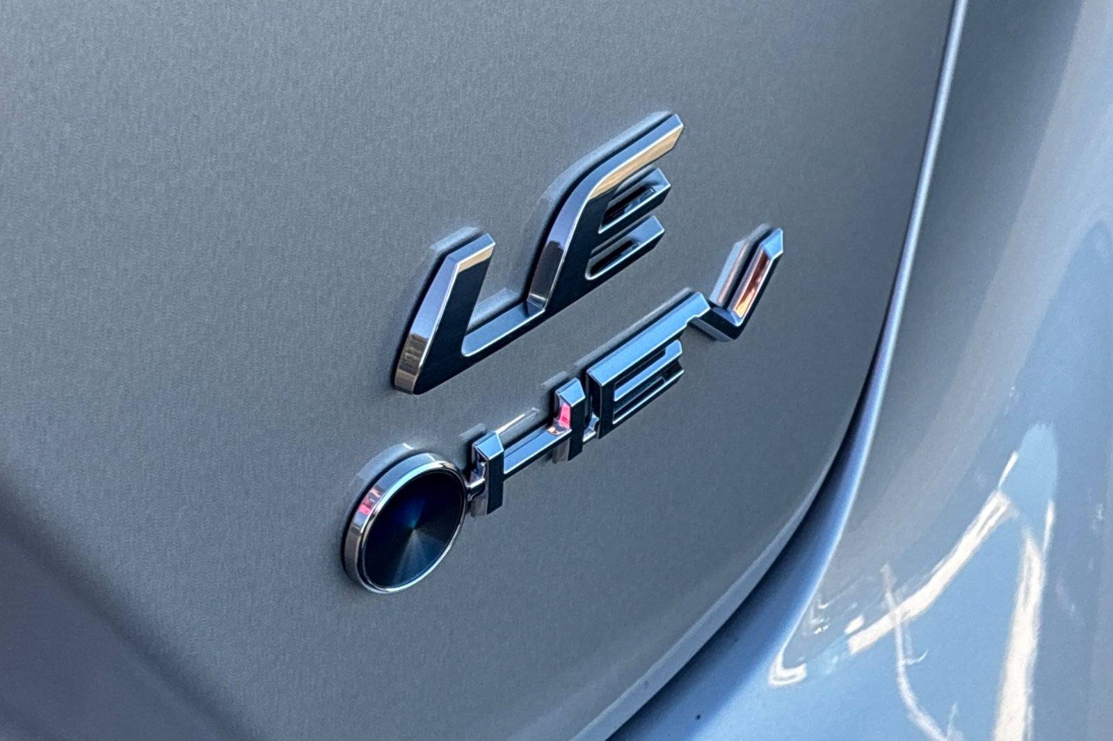 Used 2025 Classic Silver Metallic Toyota LE image 41